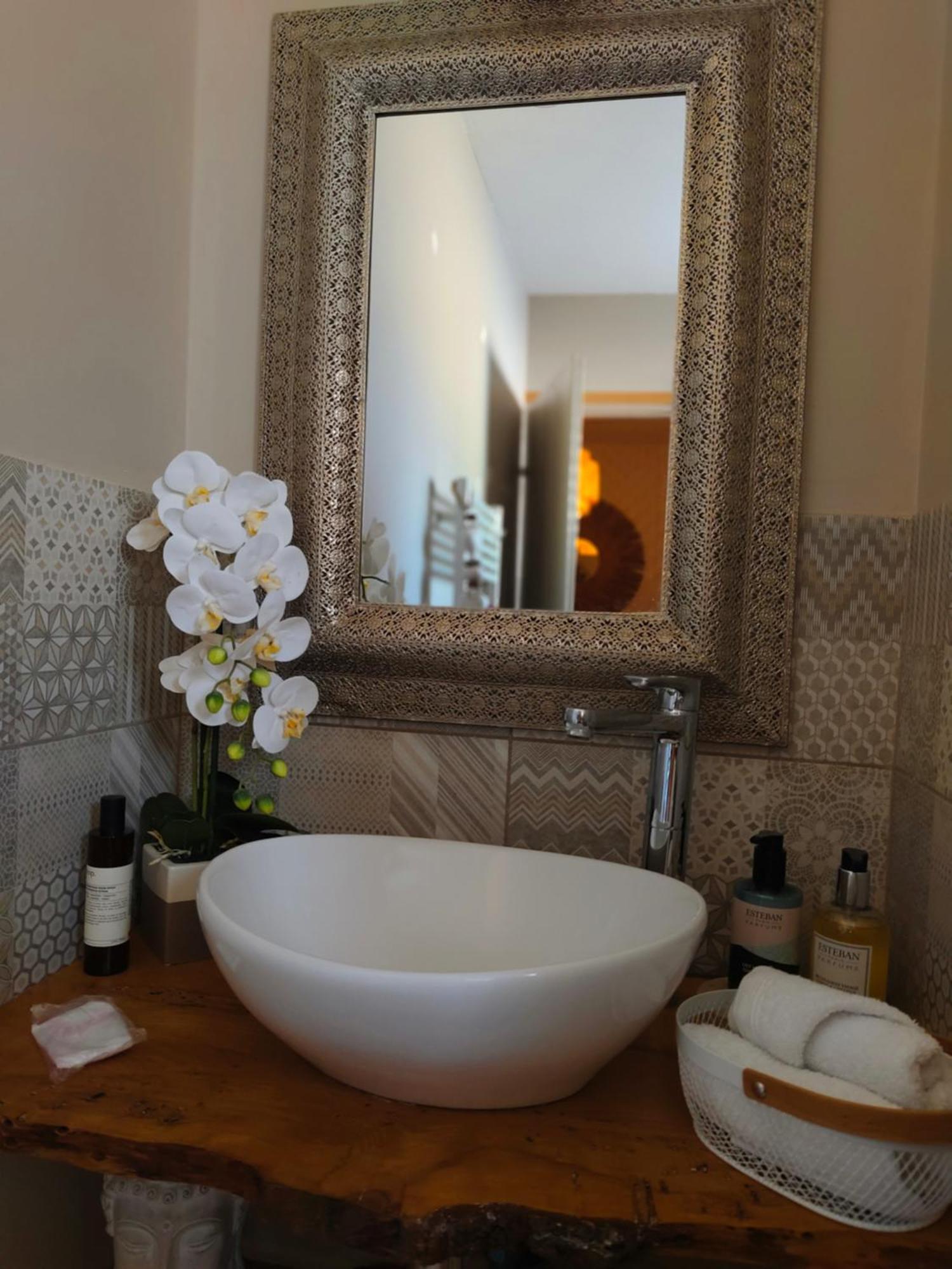 La Chabertine Bed & Breakfast Gareoult Luaran gambar