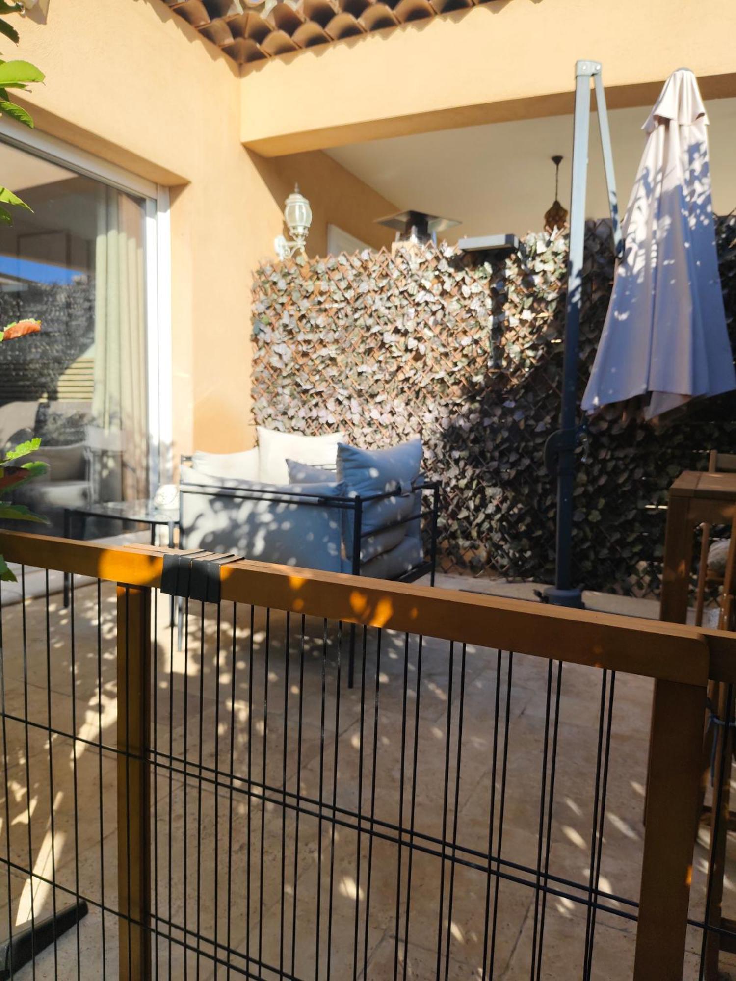 La Chabertine Bed & Breakfast Gareoult Luaran gambar