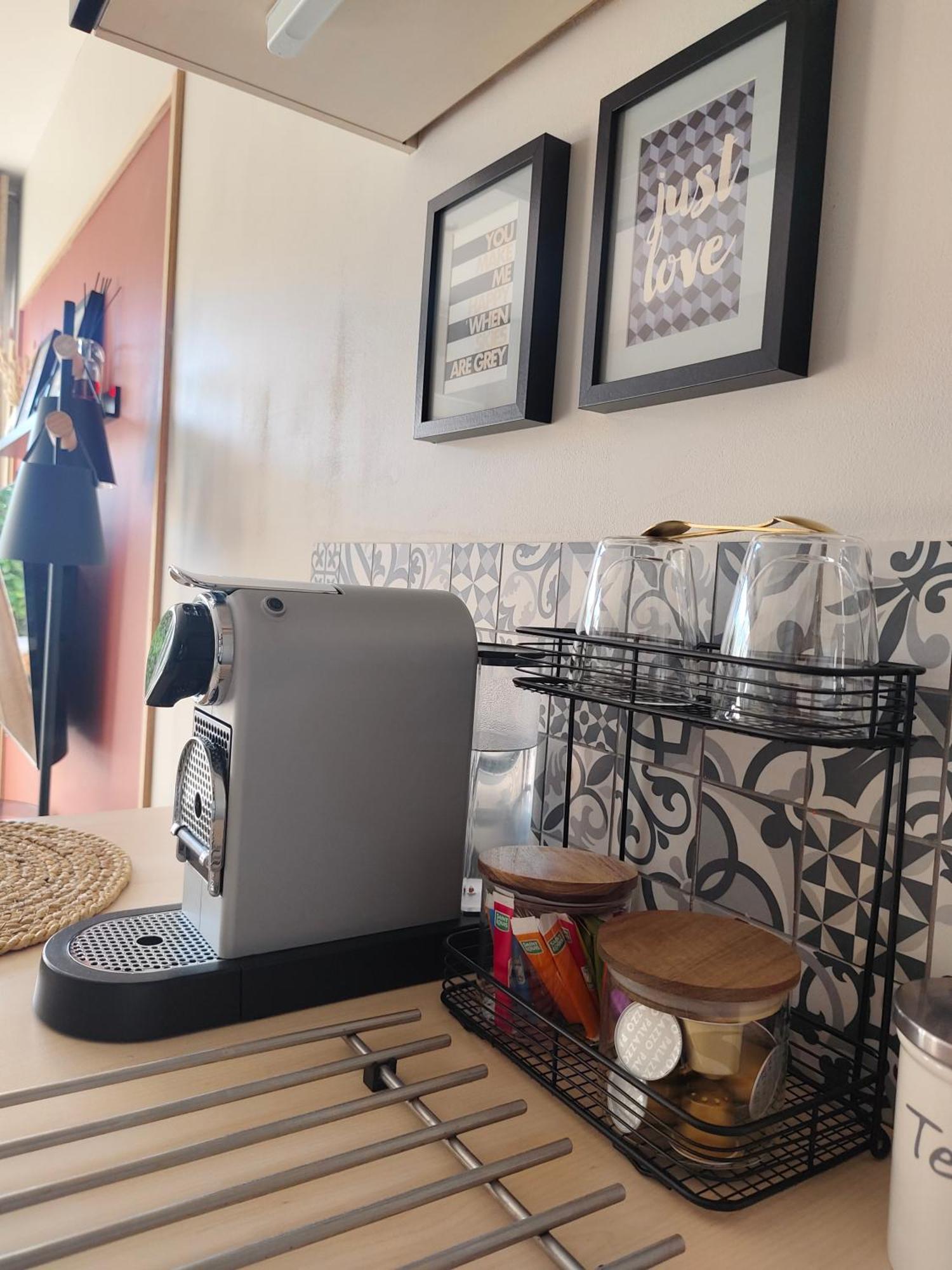 La Chabertine Bed & Breakfast Gareoult Luaran gambar